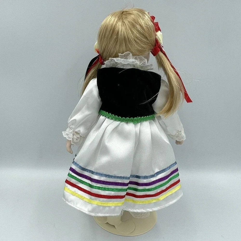 Royalton Porcelain Doll 1998 Wanda Storybook Doll Hand Painted Poland 10 Inches